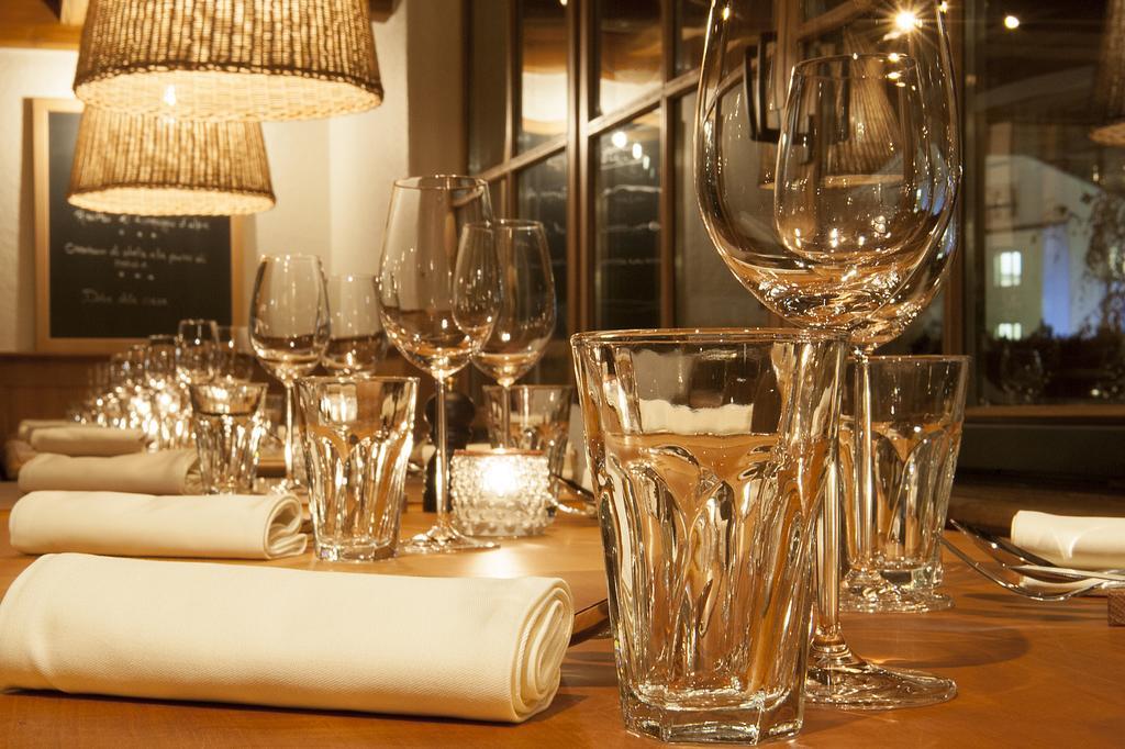 תון Italian Lifestyle Hotel & Osteria Chartreuse מראה חיצוני תמונה